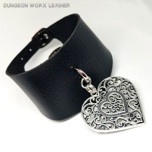 Jewelry-BDSM-Collar-Black-Filigree-Ironwork-Heart-Charm