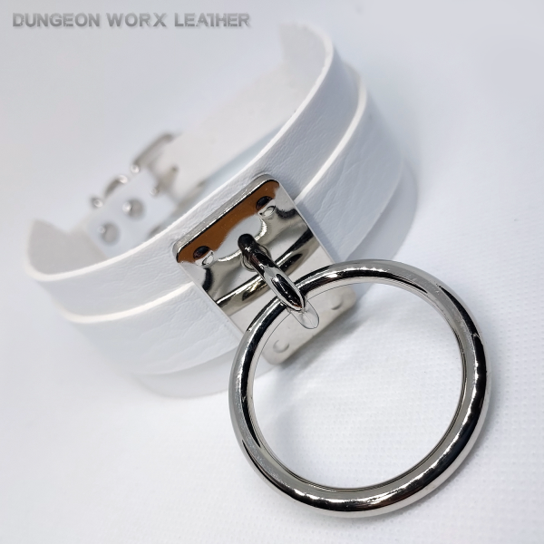Jewelry-BDSM-Collar-Silver-Hasp-Oring-White