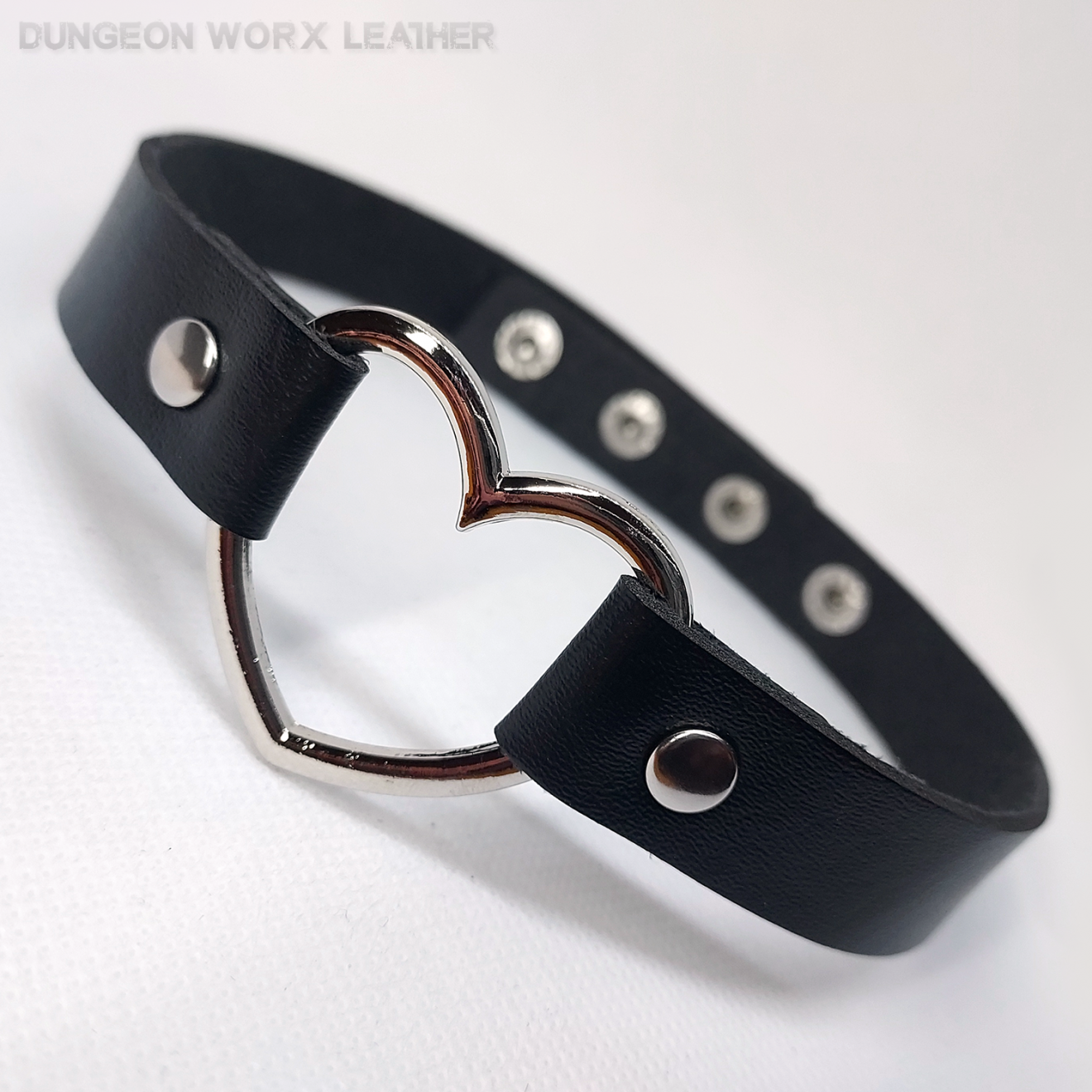 2-Color 3-Snap Heart Choker in BLACK & RED | Dungeon Worx Leather
