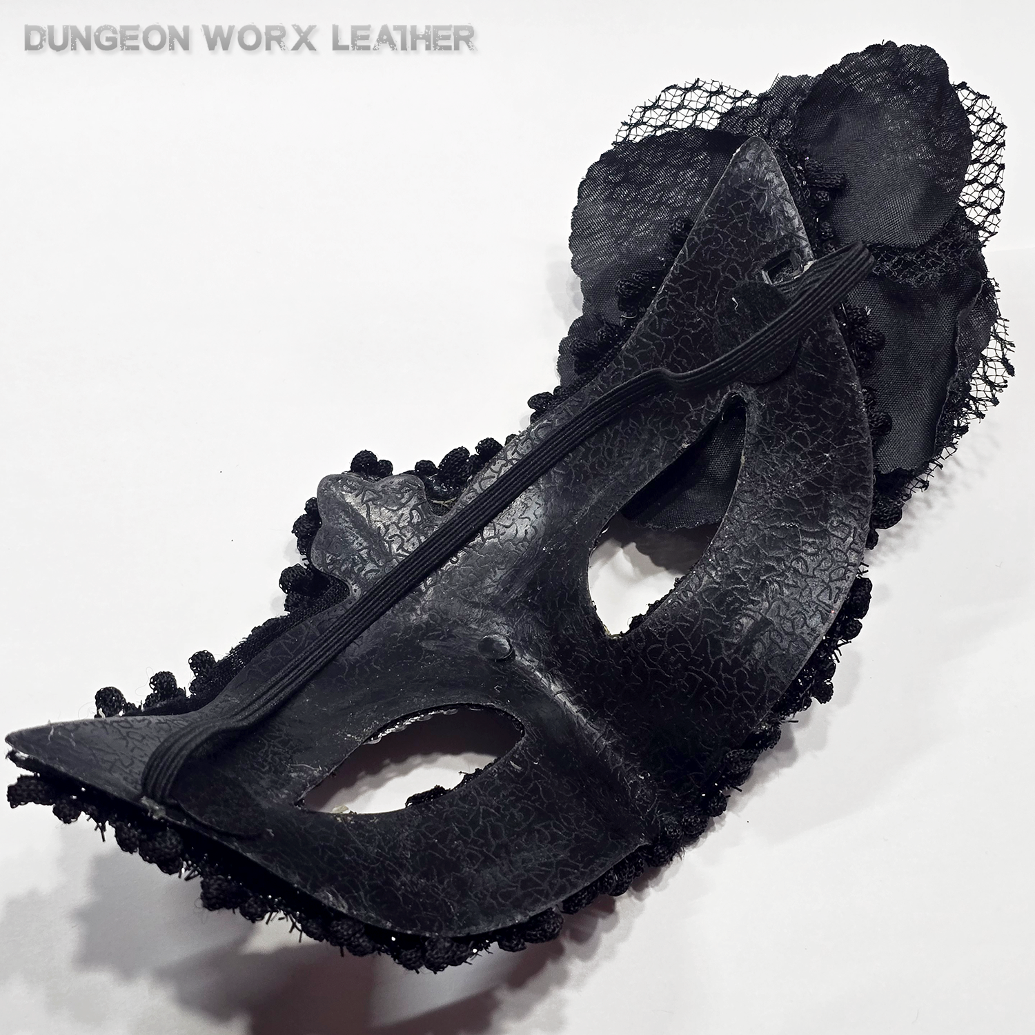 Black Velvet & Silver Ivy Sexy Masquerade Mask - Image 6